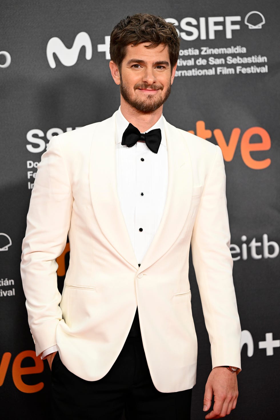 san sebastian, spain september 28 andrew garfield attends to red carpet of the closing ceremony of the 72nd san sebastian film festival on september 28, 2024 in san sebastian, spain photo by carlos alvarezgetty images