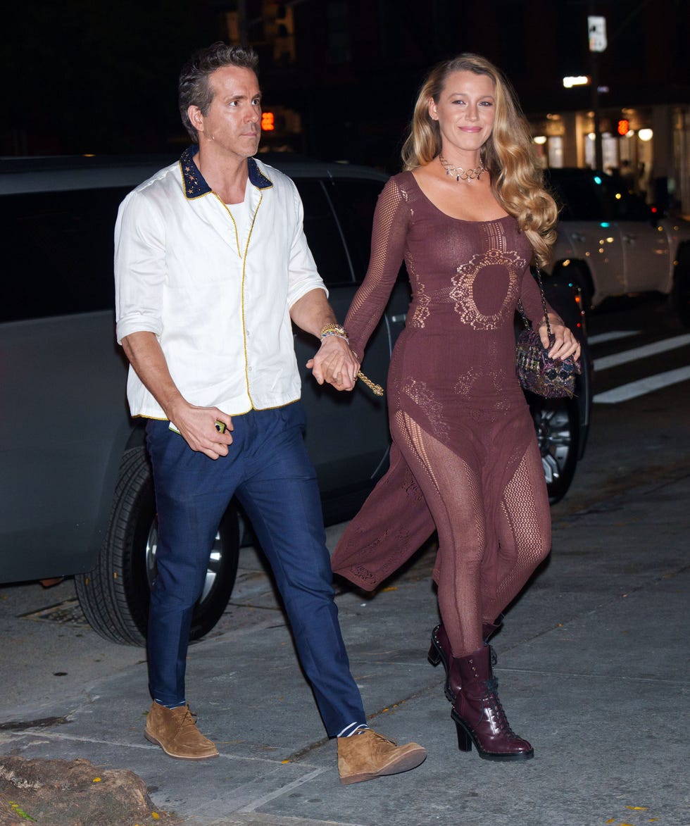 NEW YORK, NY October 11, 2024 Ryan Reynolds and Blake Lively are seen in New York City on October 11, 2024 Photo Credit: xnystar maxgc Images