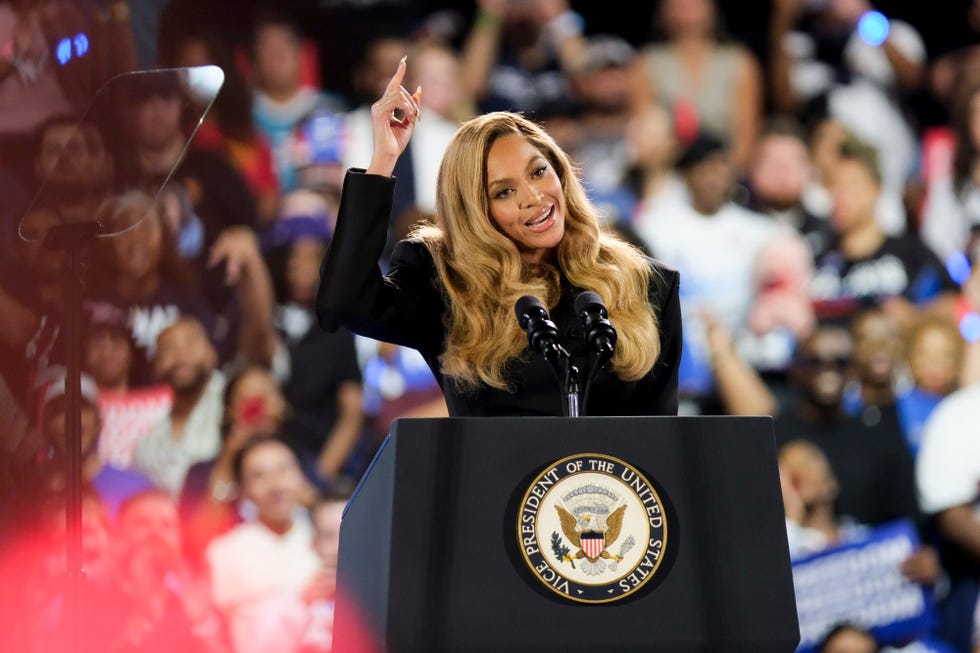 singer beyonce at kamala harris rally