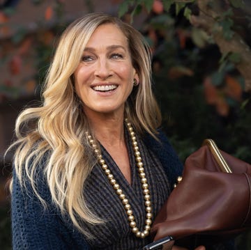 Celebrity Sightings In New York - October 28, 2024 new york, ny october 28: sarah jessica parker is seen on the set of and just like that on october 28, 2024 in new york, new york. (photo by mega/gc images)