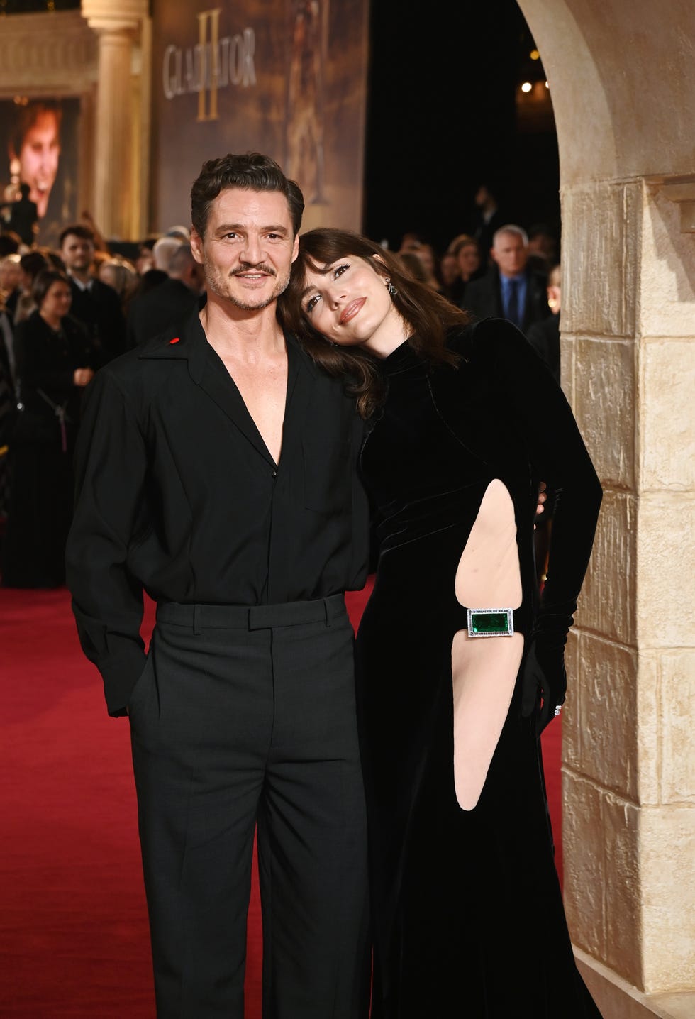 london, england november 13 pedro pascal and sister lux pascal attend the royal film performance and global premiere of gladiator ii in leicester square on november 13, 2024 in london, england photo by alan chapmandave benettwireimage