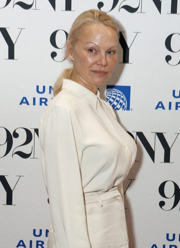 pamela anderson all white outfit