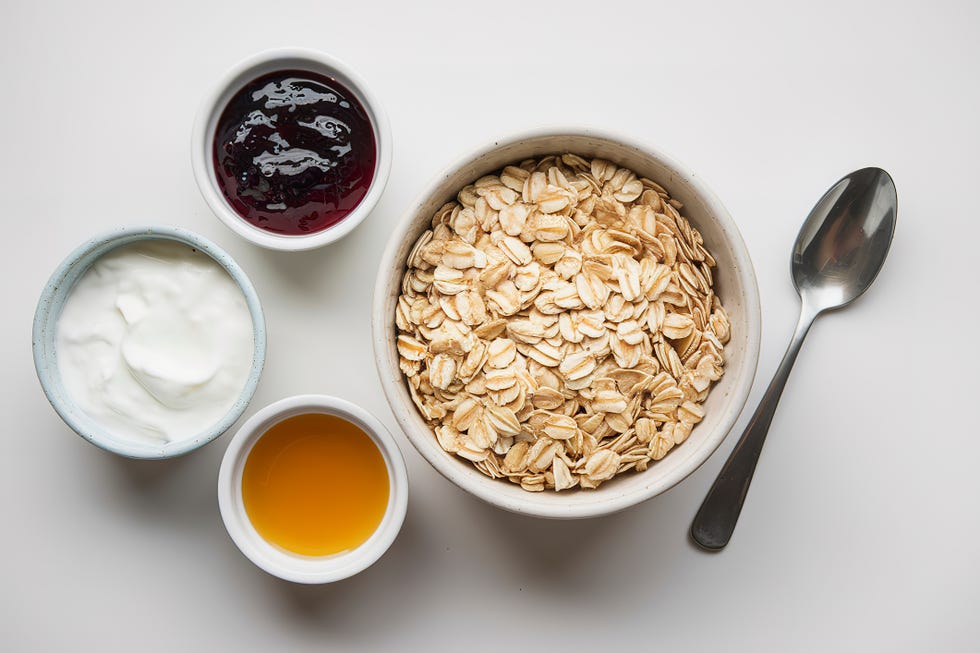 oat with compote honey and yogurt