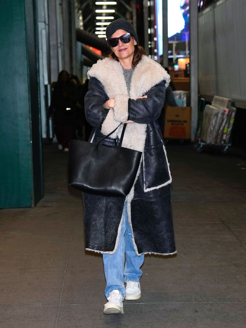 new york, ny january 10 katie holmes is seen on january 10, 2025 in new york city photo by xnystar maxgc images