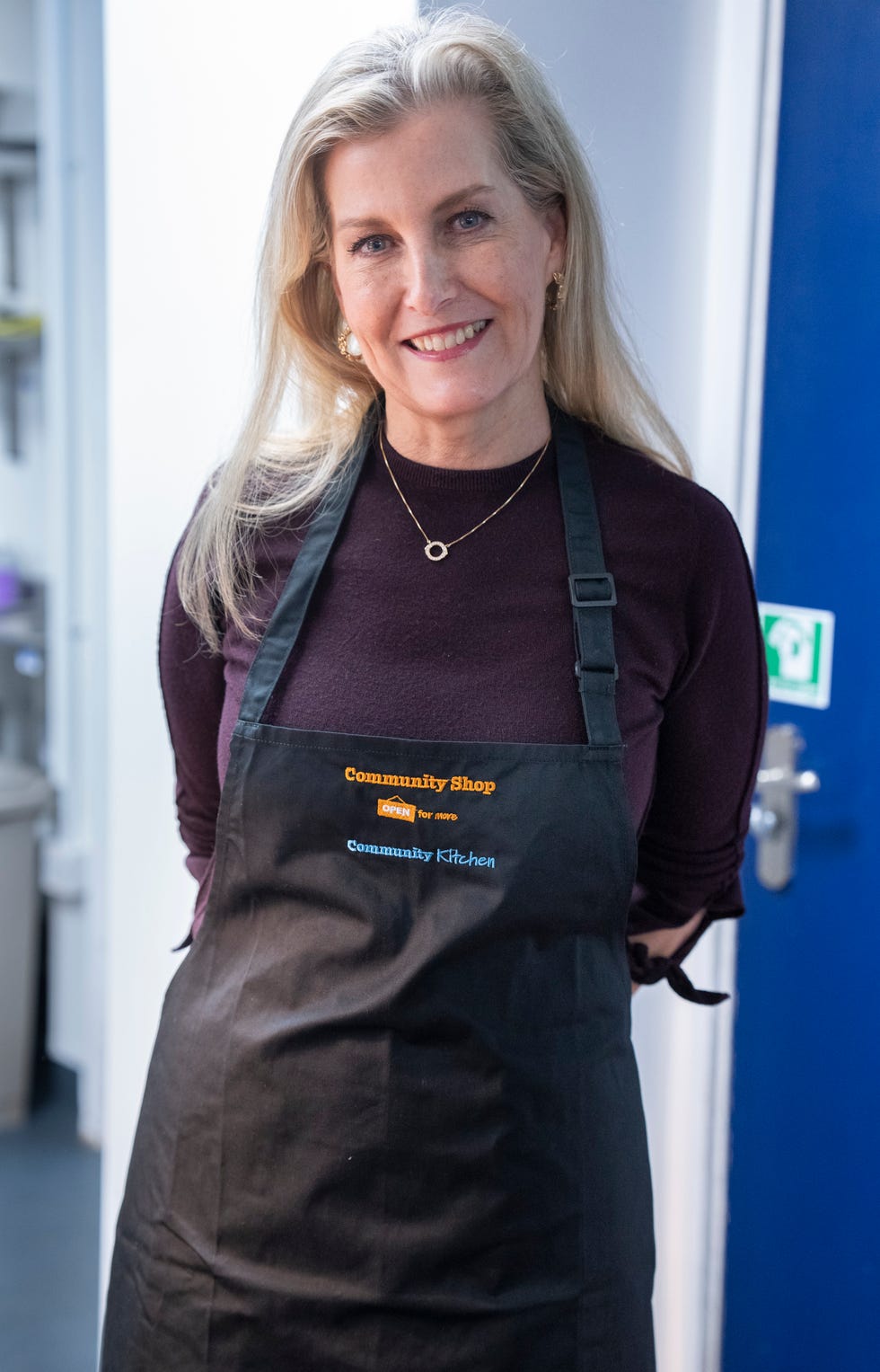 the duchess of edinburgh shows off her new scandi hair colour and we loving it
