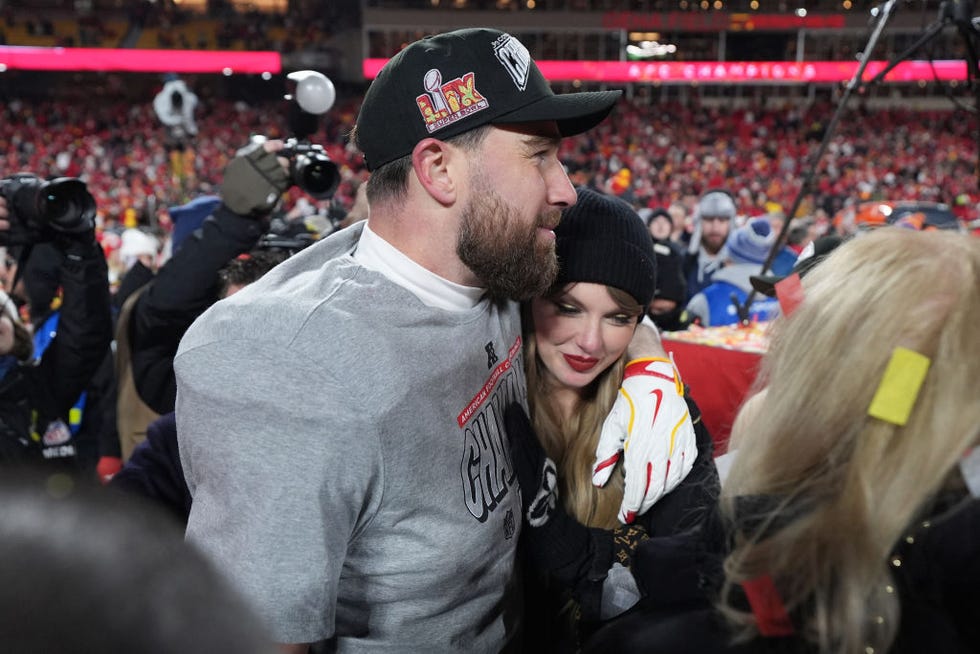 kansas city, missouri january 26 travis kelce 87 of the kansas city chiefs and taylor swift celebrate a win against the buffalo bills in the afc championship game at geha field at arrowhead stadium on january 26, 2025 in kansas city, missouri photo by perry knottsgetty images