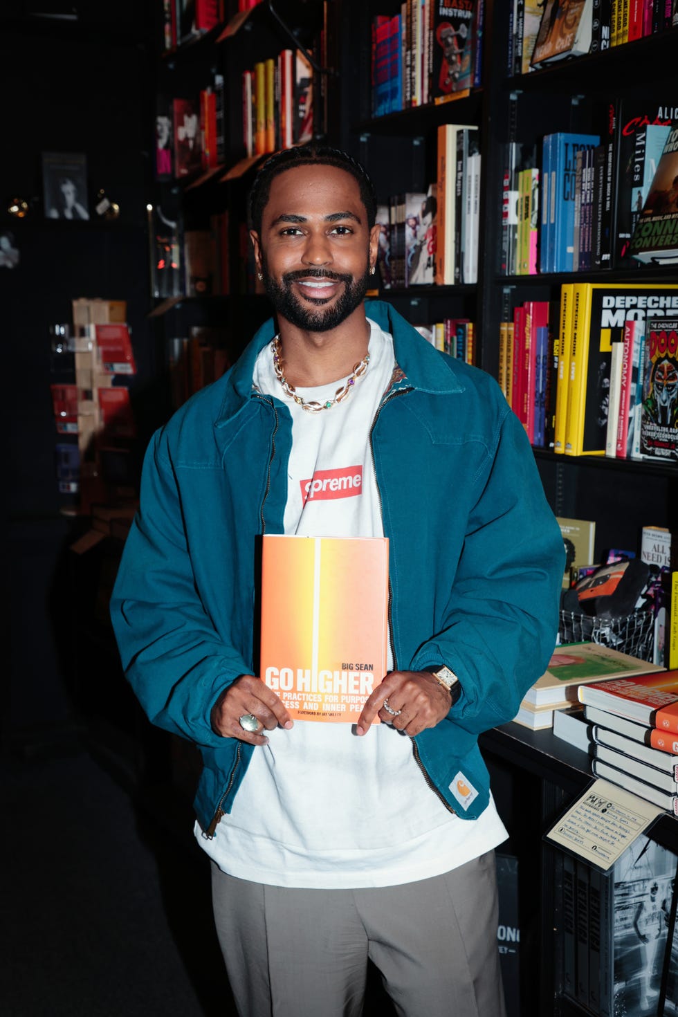 big sean with his book go higher