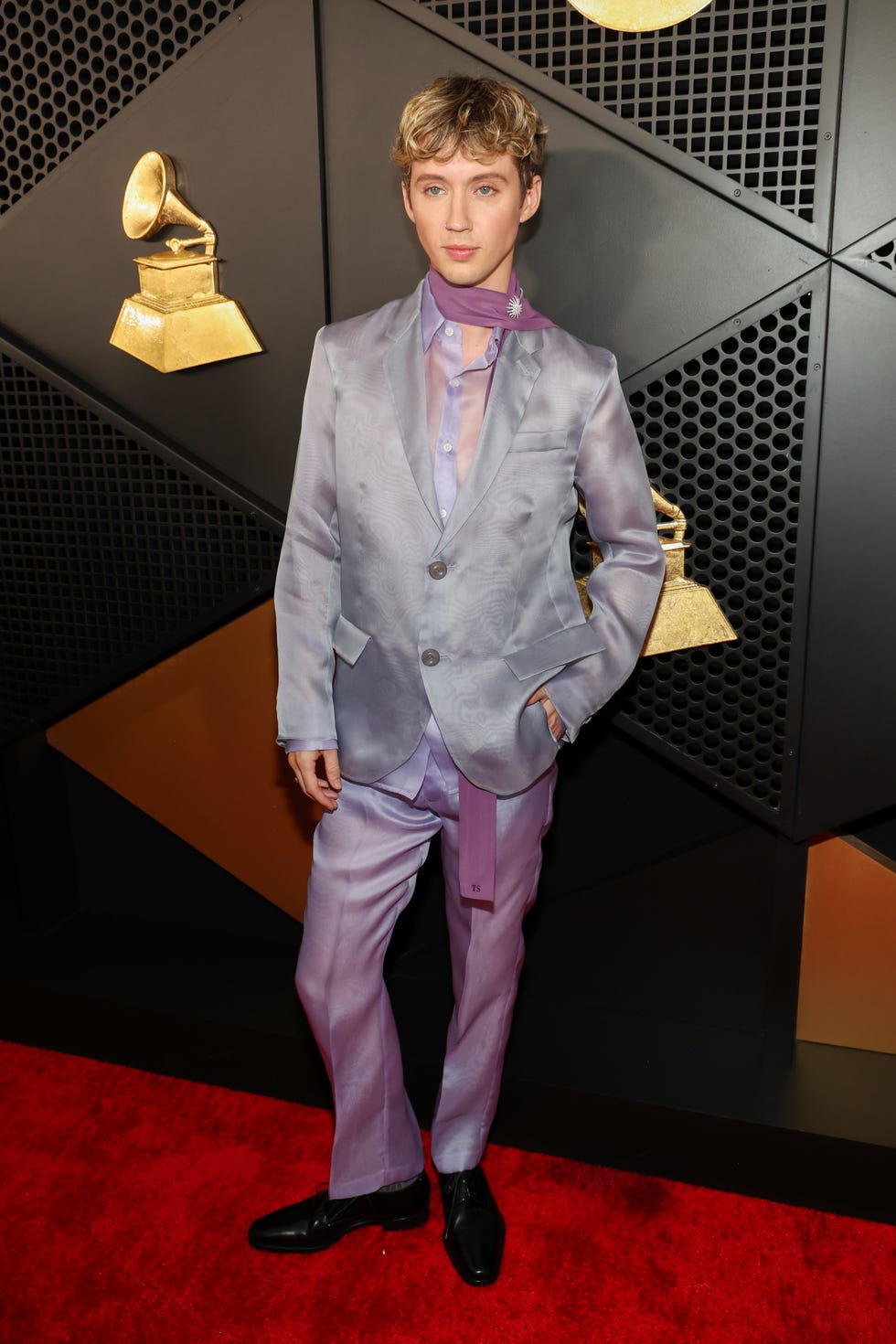 los angeles, california february 02 troye sivan attends the 67th annual grammy awards at cryptocom arena on february 02, 2025 in los angeles, california photo by kevin mazurgetty images for the recording academy