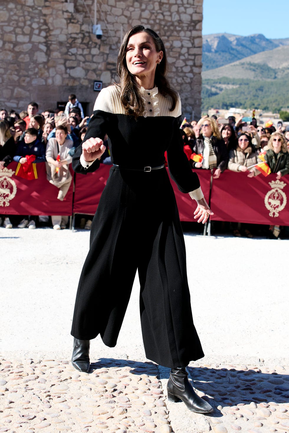 caravaca de la cruz, spain february 06 queen letizia of spain visits caravaca de la cruz, on the occasion of the celebration of its jubilee year in 2024, on february 06, 2025 in caravaca de la cruz, spain photo by carlos alvarezgetty images