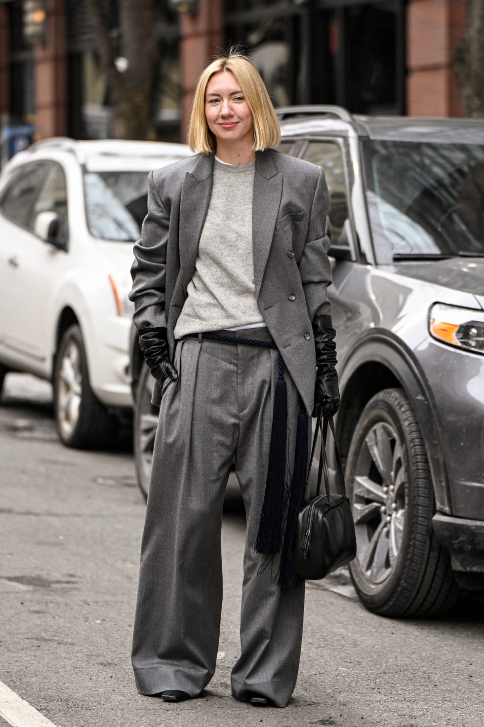 looks con guantes de tendencia viral