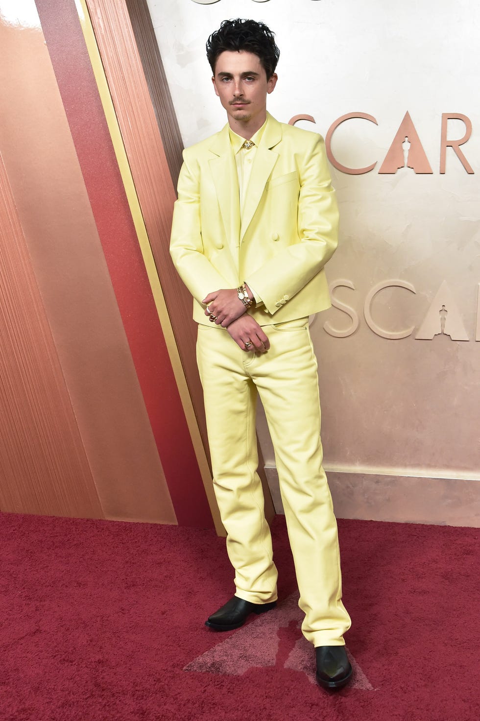 timothée chalamet at the 97th oscars held at the dolby theatre on march 2, 2025 in hollywood, california. (photo by gregg deguire/penske media via getty images) timothée chalamet at the 97th oscars held at the dolby theatre on march 2, 2025 in hollywood, california. (photo by gregg deguire/penske media via getty images)