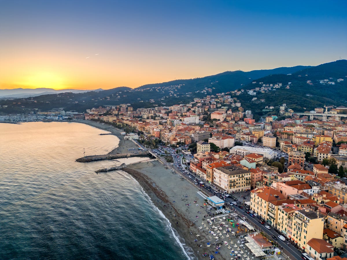 Holy Beach: La Prima Spiaggia Vegana e Plastic Free d'Italia per un'Estate Sostenibile e Rilassante
