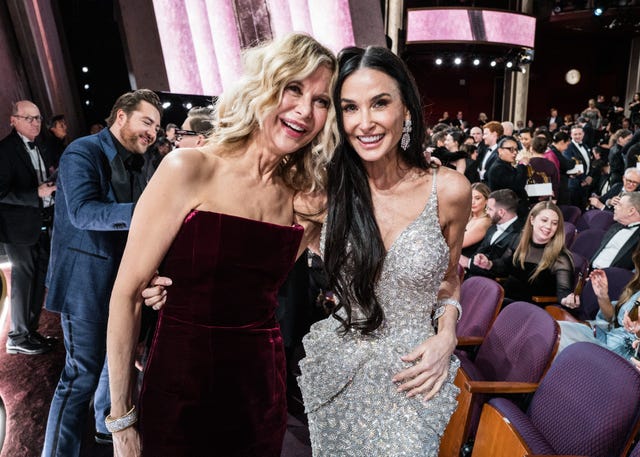 hollywood, california march 02: (editorial only, no book covers) (l r) meg ryan and demi moore attend the 97th annual oscars at dolby theatre on march 02, 2025 in hollywood, california. (photo by john shearer/97th oscars/the academy via getty images)