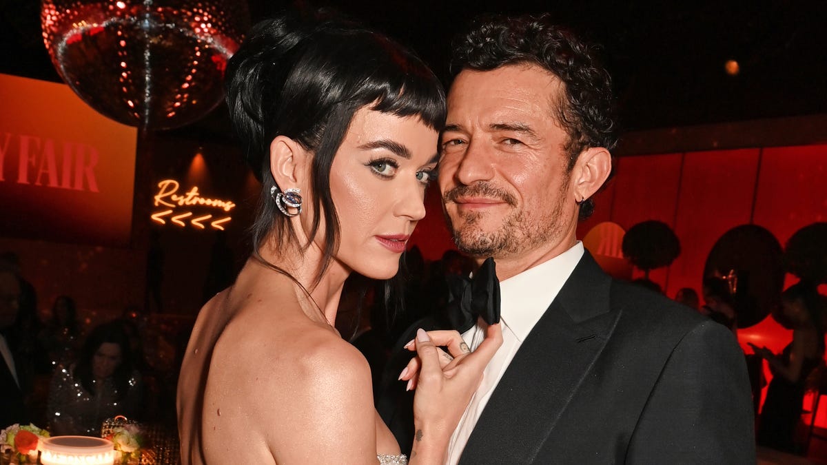 Aperçu de Katy Perry : Nicki Minaj, David Bowie et elle-même sur sa playlist Space | ELLE