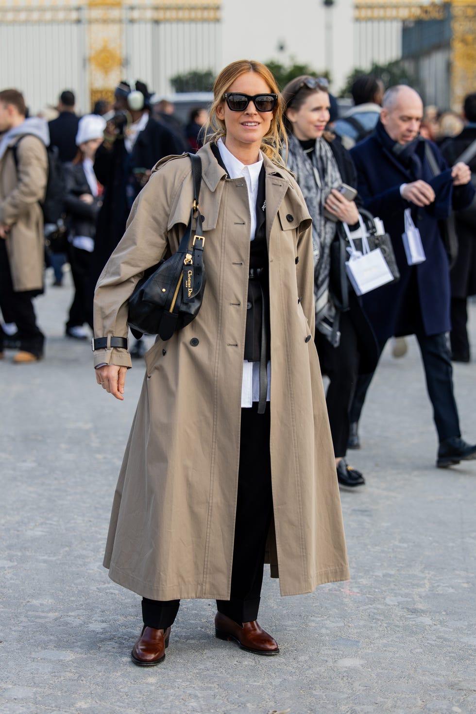 paris, france march 04: blanca miro scrimieri wears beige coat, black bag outside dior during the womenswear fall/winter 2025/2026 as part of paris fashion week on march 04, 2025 in paris, france. (photo by christian vierig/getty images)