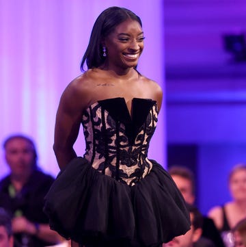Show - Laureus World Sports Awards Madrid 2025 madrid, spain april 21: simone biles accepts the laureus world sportswoman of the year award on stage during the laureus world sports awards 2025 at galería de cristal on april 21, 2025 in madrid, spain. (photo by pablo cuadra/getty images for laureus)