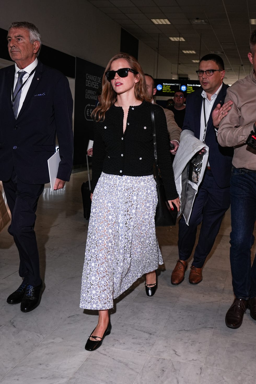 nice, france may 20: emma watson is seen at nice airport during the 78th cannes film festival on may 20, 2025 in nice, france. (photo by andrea cremascoli/gc images)