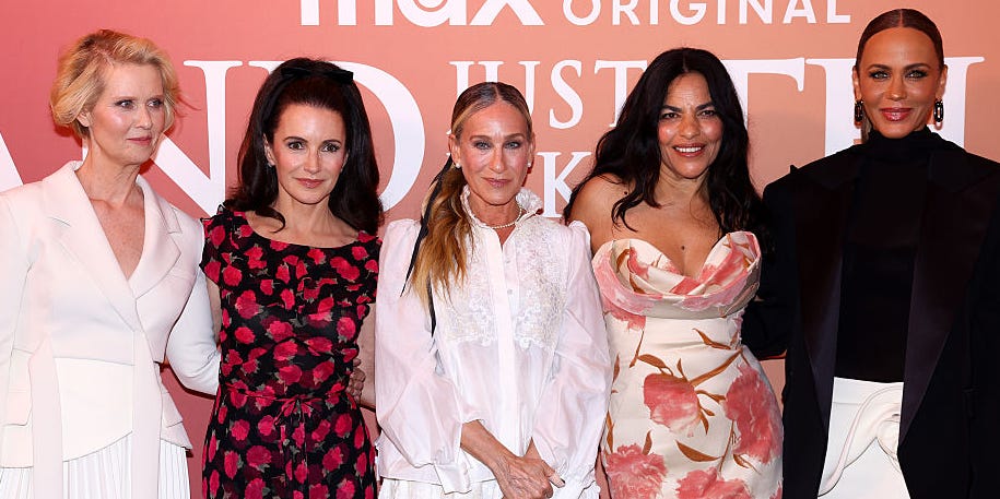 The "And Just Like That..." Cast Lights Up Paris for the Season 3 Premiere
