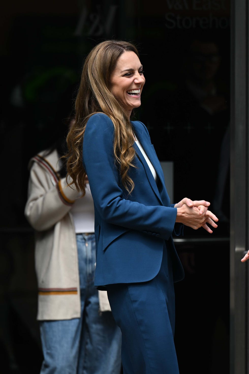 london, united kingdom june 10: princess kate of wales leaves the va east storehouse in londons stratford neighborhood on june 10, 2025. she was accompanied by the curatorial team to view the collections and learn about the social impact of creative expression. (photo by rasid necati aslim/anadolu via getty images)