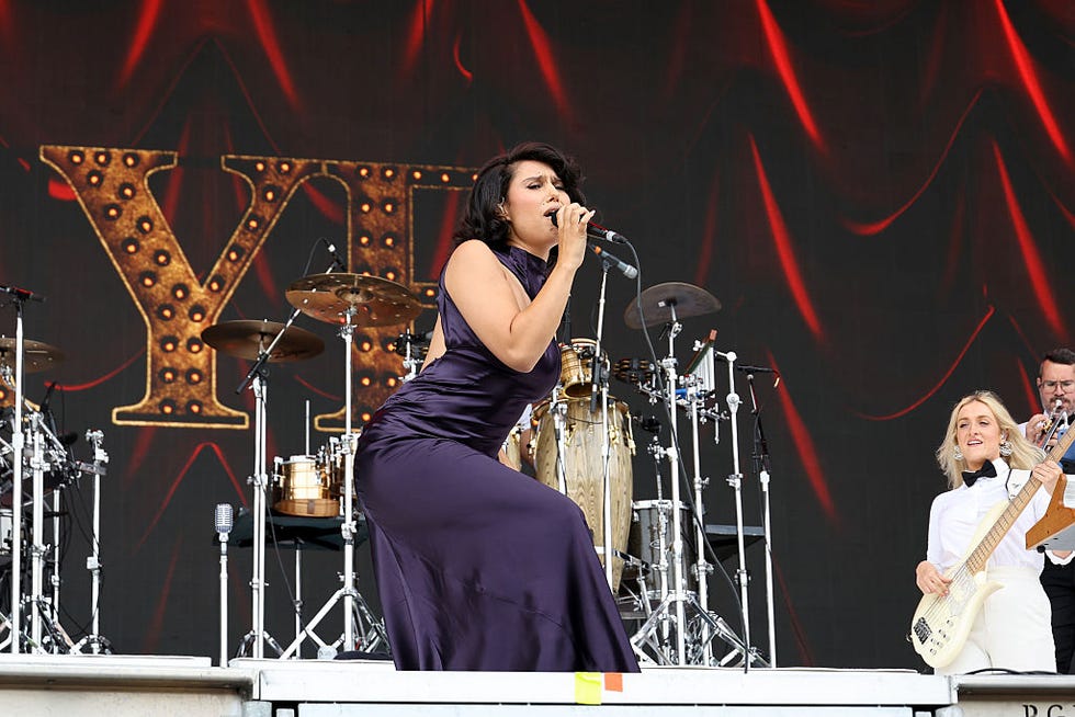 new york, new york june 08: raye performs at the 2025 governors ball at flushing meadows corona park on june 08, 2025 in new york city. (photo by marleen moise/getty images)
