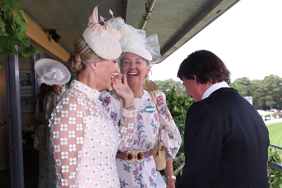 ascot, england june 17: david howden, fiona howden  hrh duchess of edinburgh (l) react during royal ascot on june 17, 2025 in ascot, england. (photo by hoda davaine for howden group/getty images)
