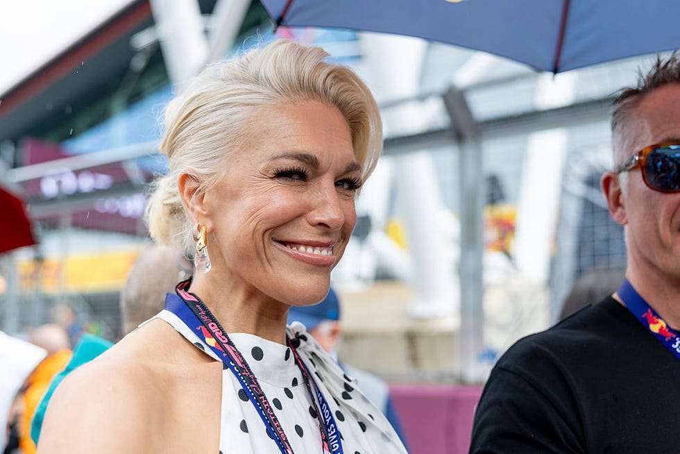 northamptonshire, eng july 06: hannah waddingham walks the grid before the f1 grand prix of great britain on july 06, 2025 at silverstone circuit in northampton, england. (photo by bob kupbens/icon sportswire via getty images)