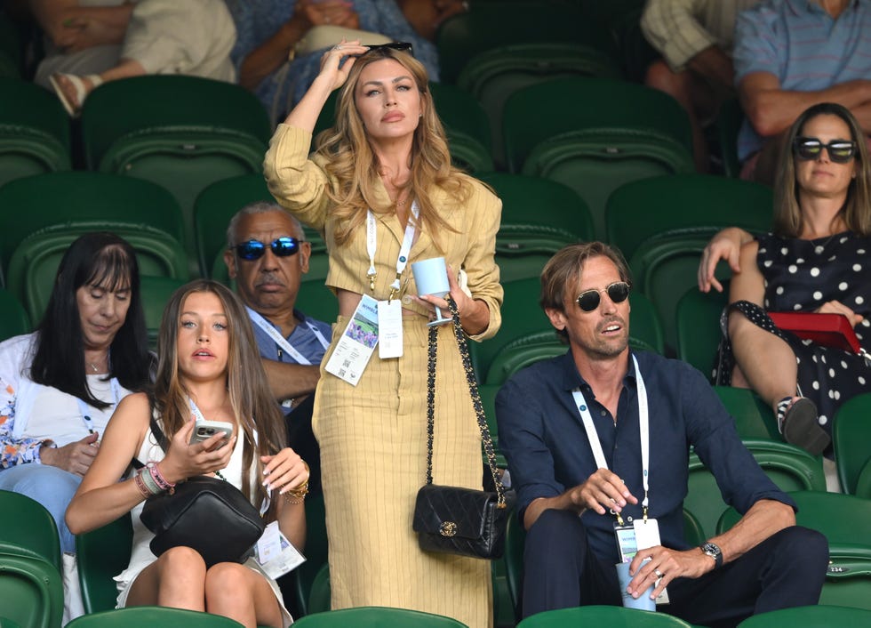 london, england july 03: sophia ruby crouch, abbey clancy and peter crouch attend day four of the wimbledon tennis championships at the all england lawn tennis and croquet club on july 03, 2025 in london, england. (photo by karwai tang/wireimage)