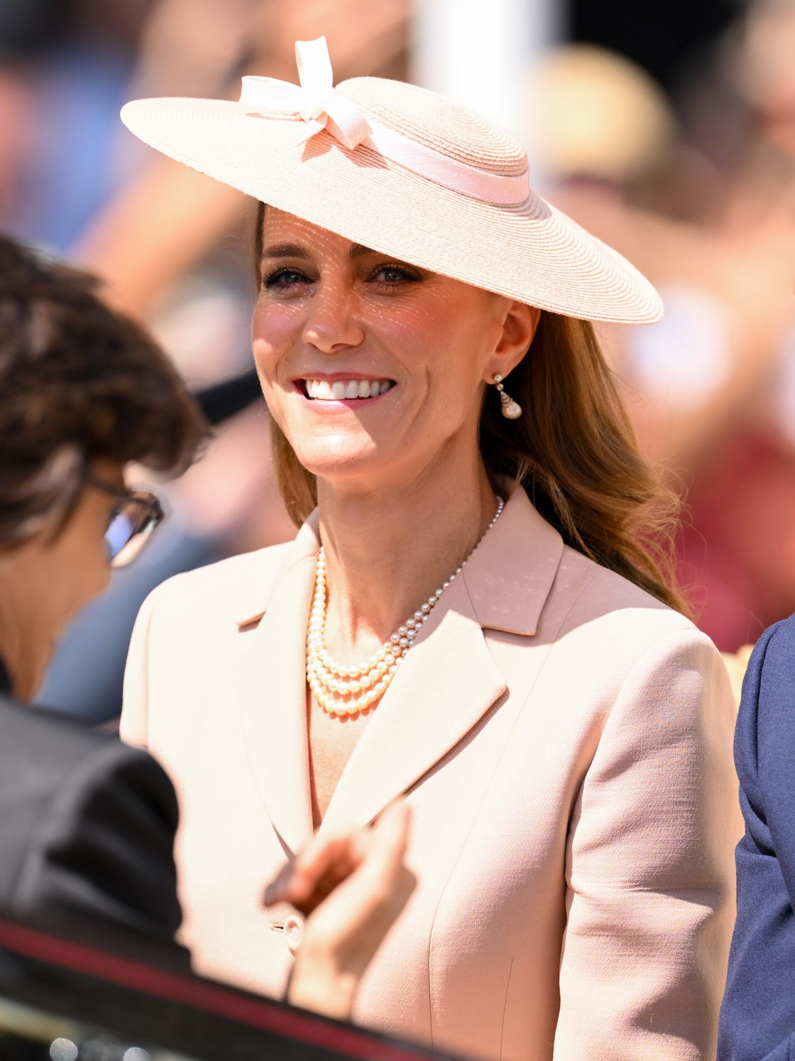 windsor, england july 08: catherine, princess of wales attends an official welcome for the president of the french republic at windsor on july 08, 2025 in windsor, england. president emmanuel macron and mrs brigitte macron visit the uk in the first visit state visit made by france in 17 years. they are staying at windsor castle, hosted by king charles iii and queen camilla, and a banquet will be held there in their honour. the macrons will visit imperial college, and the president will address parliament during his stay. (photo by karwai tang/wireimage)