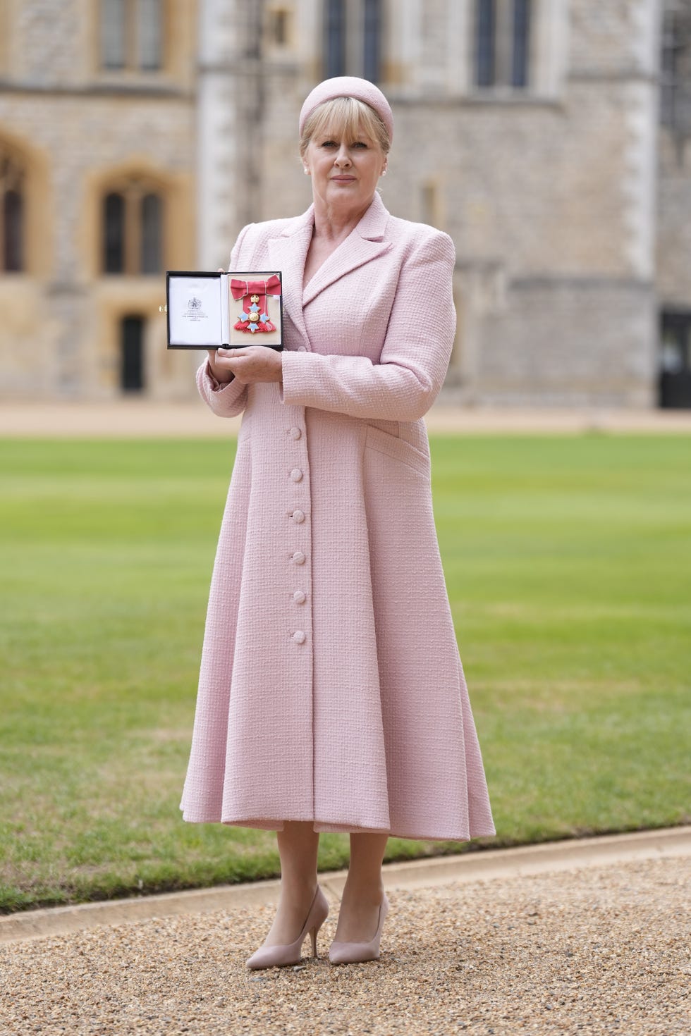 windsor, england july 22: actress sarah jane lancashire, after being made a commander of the order of the british empire during an investiture ceremony at windsor castle on july 22, 2025 in windsor, england. (photo by andrew matthews wpa pool/getty images)