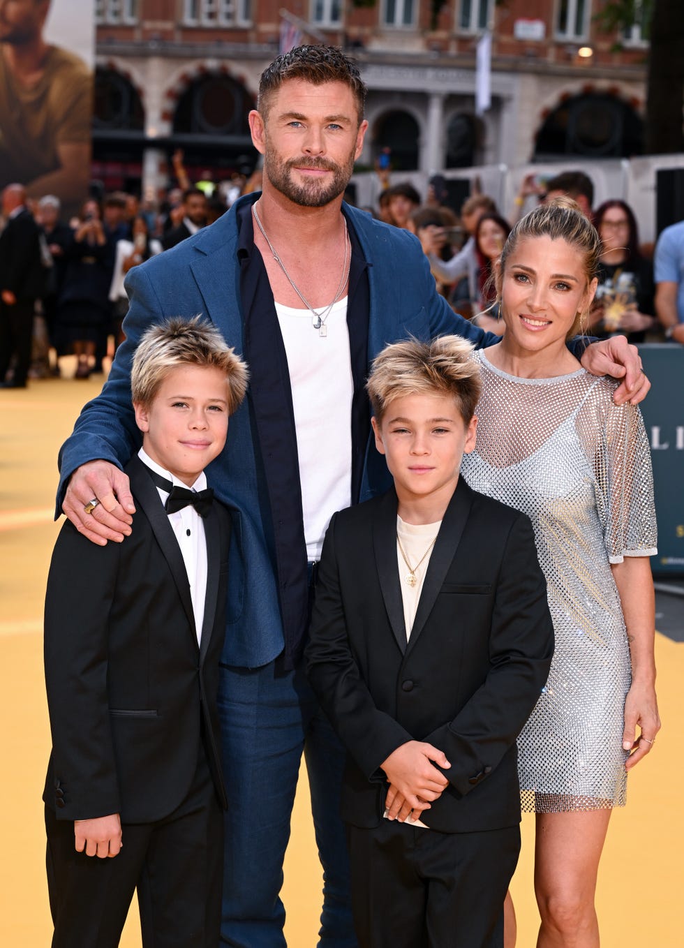 london, england july 17: chris hemsworth and elsa pataky with tristan hemsworth (l) and sasha hemsworth attend the "limitless: live better now" uk premiere at odeon luxe leicester square on july 17, 2025 in london, england. (photo by jeff spicer/getty images)