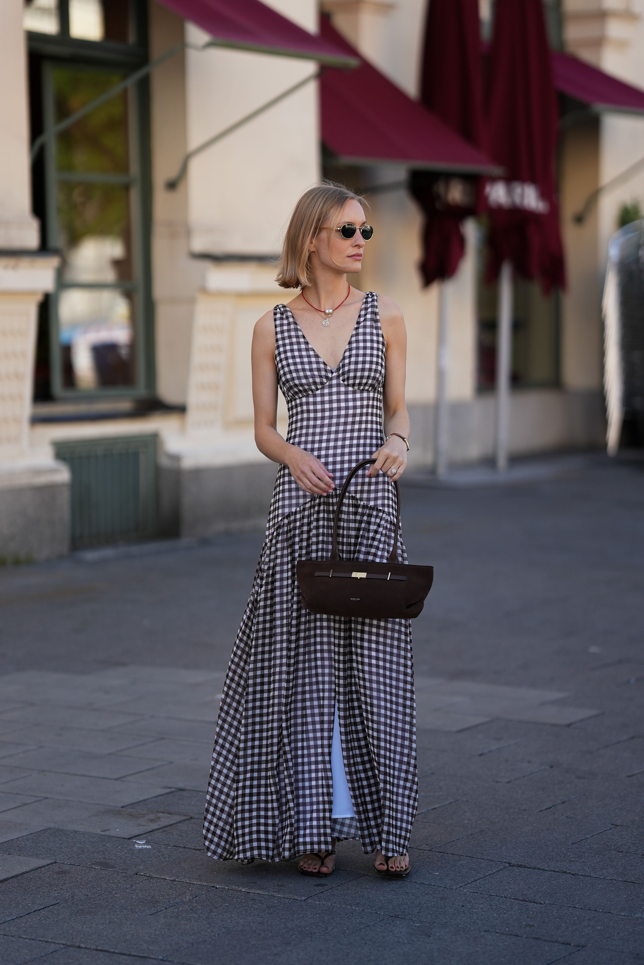 Abiti e completi in lino della nuova collezione di Zara, Mango e Stradivarius da indossare ad agosto e settembre