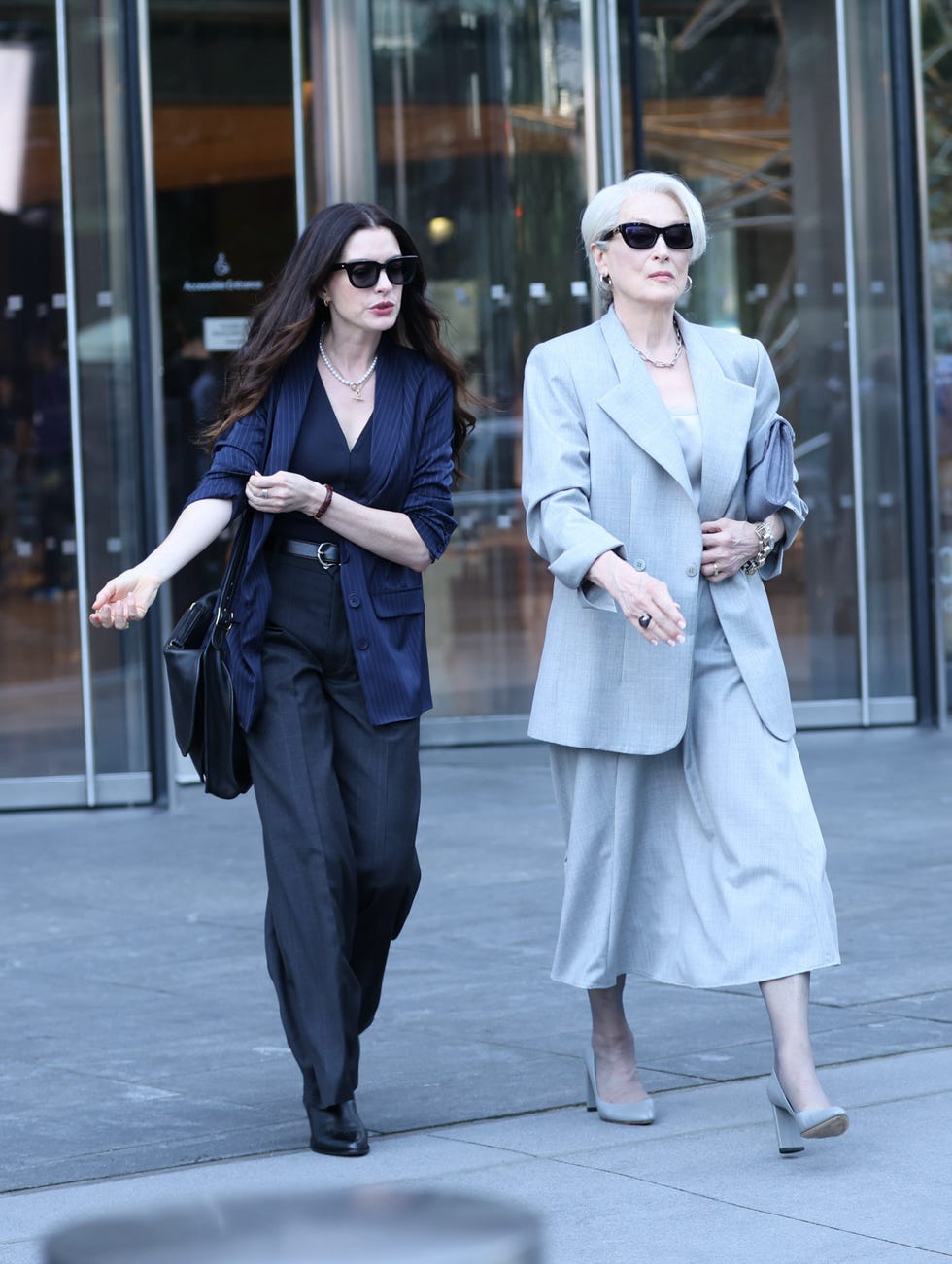 new york, ny july 29: anne hathaway and meryl streep are seen filming scenes at the devil wears prada 2 set in hudson yards, manhattan on july 29, 2025 in new york city. (photo by jose perez/bauer griffin/gc images)