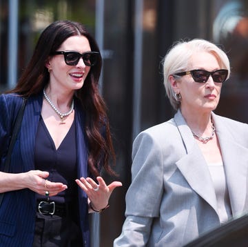 Celebrity Sightings In New York City - July 29, 2025 new york, new york july 29: meryl streep and anne hathaway are seen on the set of the devil wears prada 2 in hudson yards on july 29, 2025 in new york city. (photo by aeon/gc images)