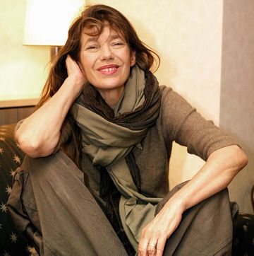 tokyo, japan british singer jane birkin poses for photo during an interview with afp after her concert at a tokyo hotel, 08 february 2004 birkin arrived here as a part of her asian tour afp photo yoshikazu tsuno photo credit should read yoshikazu tsunoafp via getty images