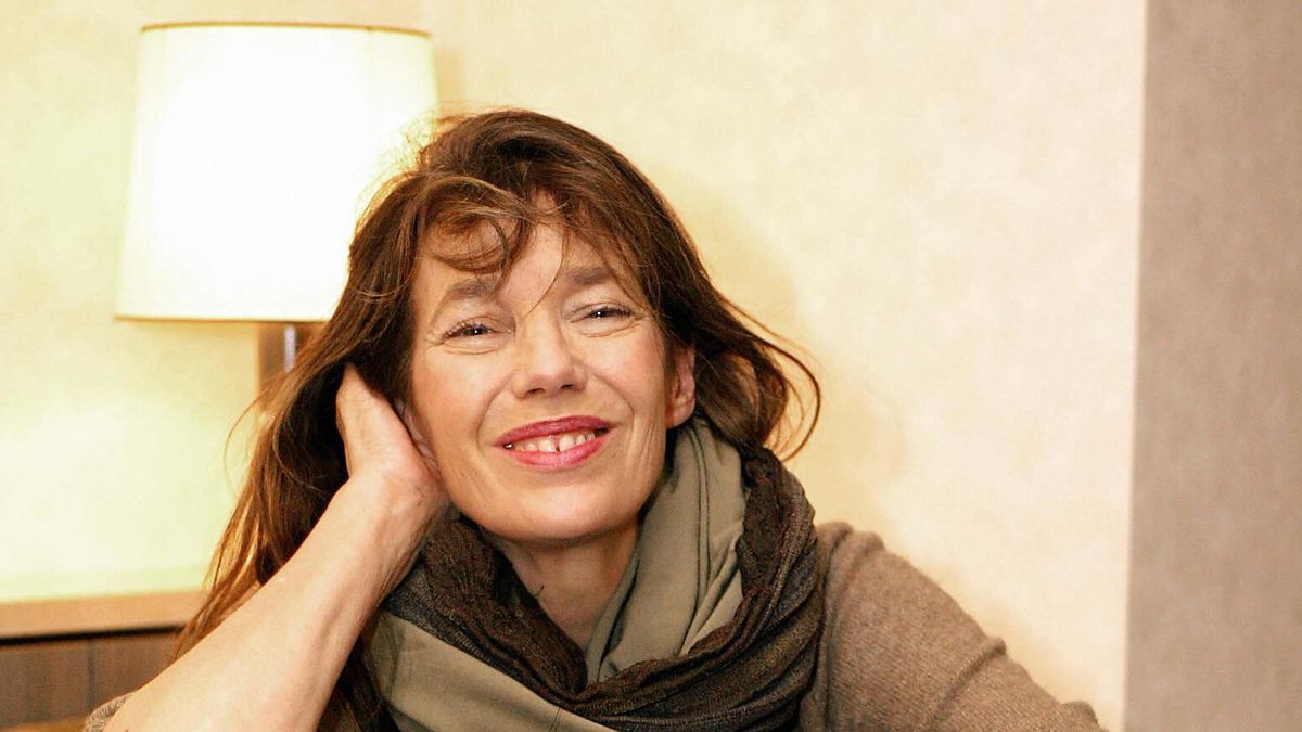 Jane Birkin dies: photos of her life and the unforgettable style that made  her an icon