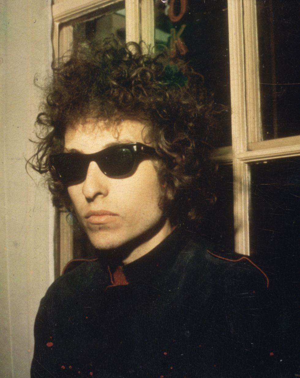 1966 a headshot of american singer bob dylan wearing sunglasses, london, england photo by blank archivesgetty images