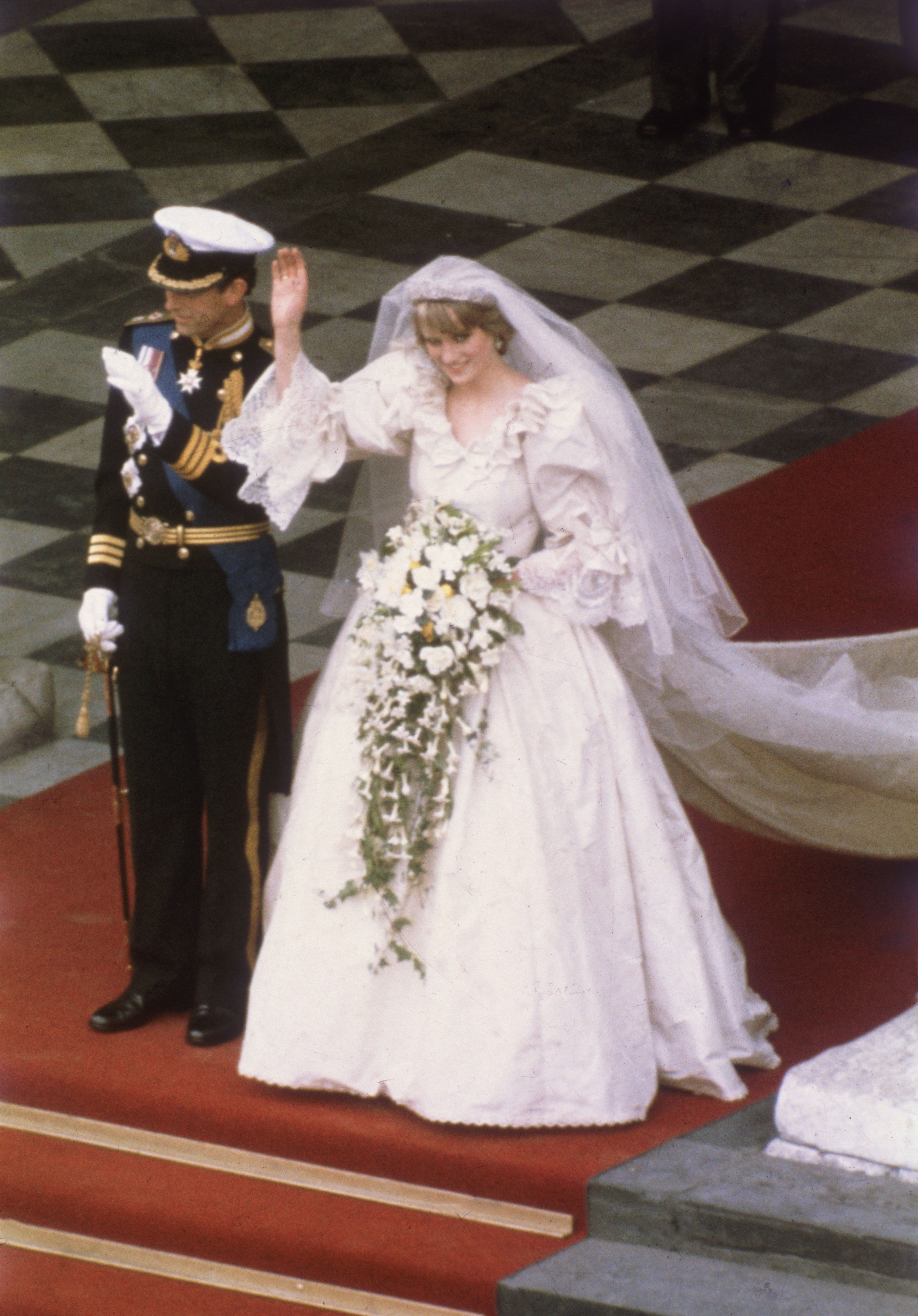 lady diana wedding dress