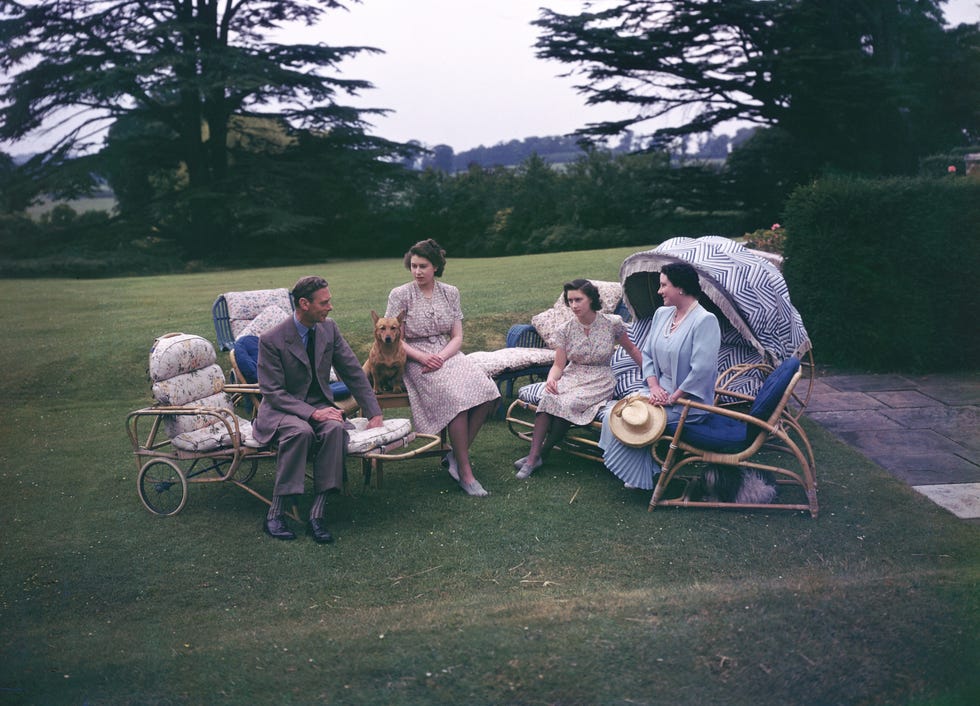 king george vi with his wife queen elizabeth and their daughters princess elizabeth and princess margaret  at royal lodge in windsor