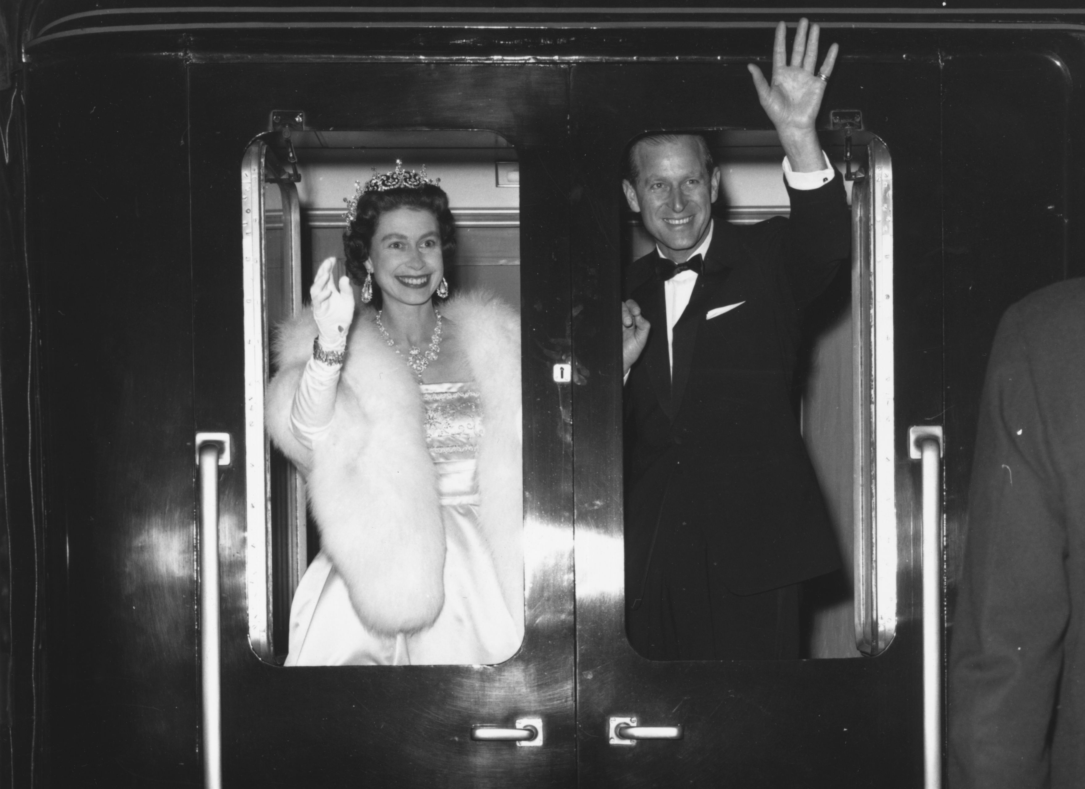 50ペニー 1987年 エリザベス2世女王とフィリップ王子 結婚40周年 50ペニー 1987年 エリザベス2世女王とフィリップ王子 結婚40周年