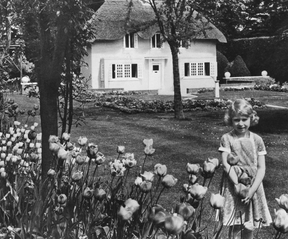 princess elizabeth in the grounds of the royal lodge, windsor with the welsh house