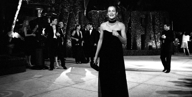 2004 Vanity Fair Oscar Party - Arrival Black & White Photography by Chris Weeks