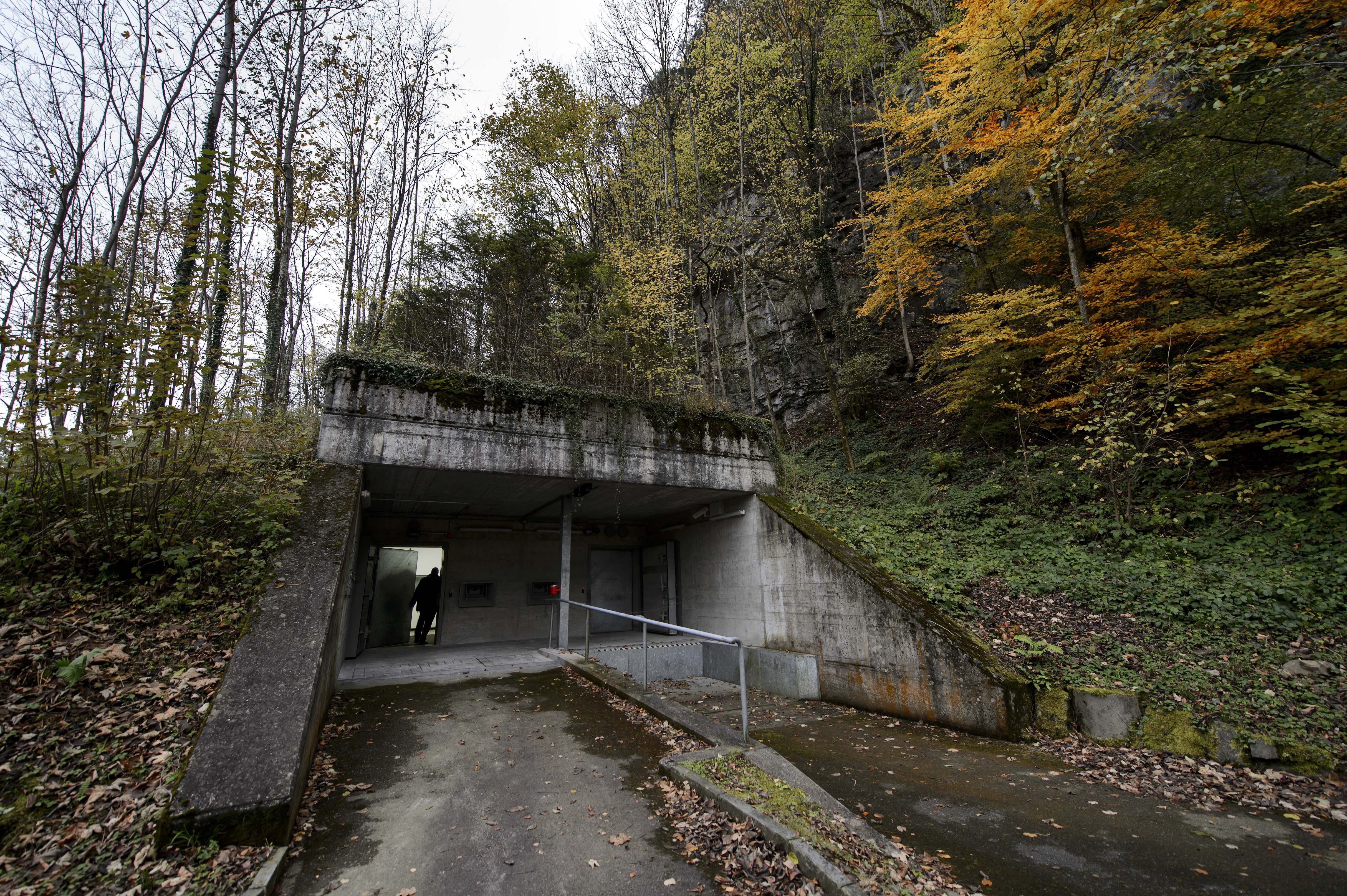 To securely store cryptocurrency, Coinbase buys a vault under a mountain in  Switzerland - The Hustle