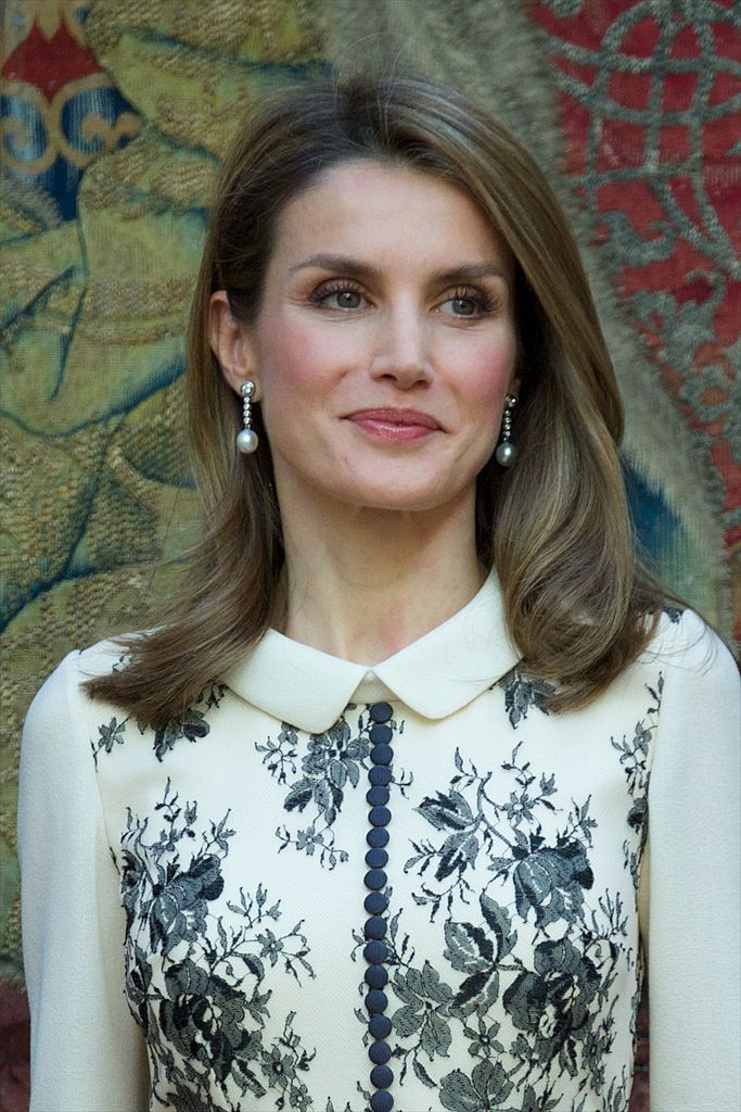 madrid, spain december 10 princess letizia of spain attends the gold medals of merit in fine arts 2013 ceremony at the el pardo palace on december 10, 2013 in madrid, spain photo by carlos alvarezgetty images