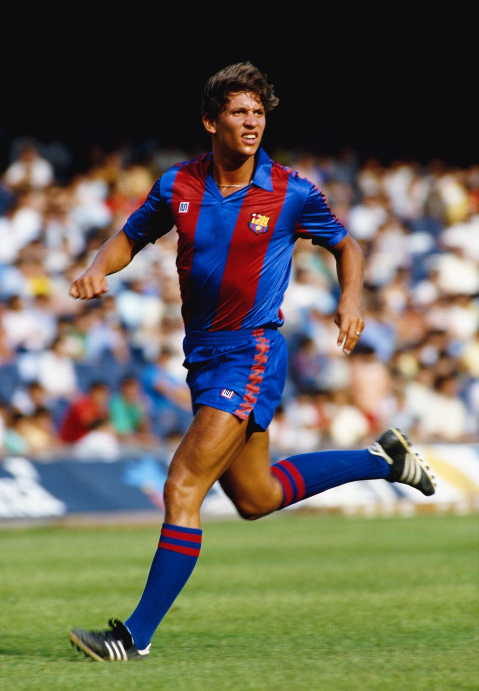 barcelona, spain july 24 fc barcelona striker gary lineker in action during a match in 1986, lineker played for the club between 1986 and 1989 photo by david cannonallsportgetty images