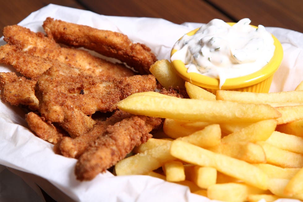 chicken fingers and french fries