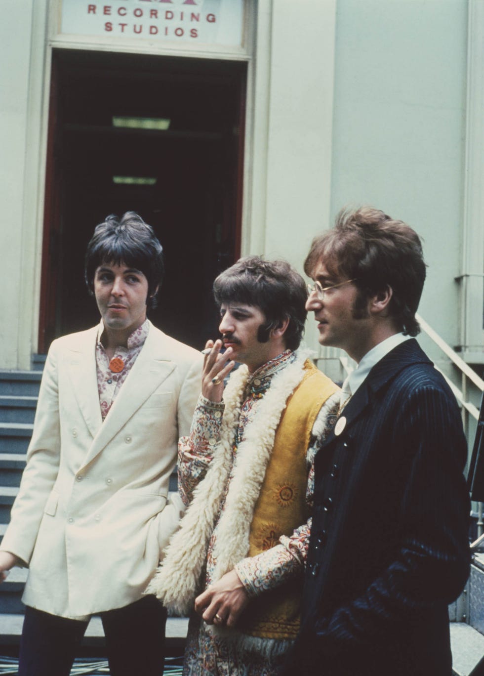 25 Photos of The Beatles Abbey Road - Behind the Scenes of the Iconic Album  Cover