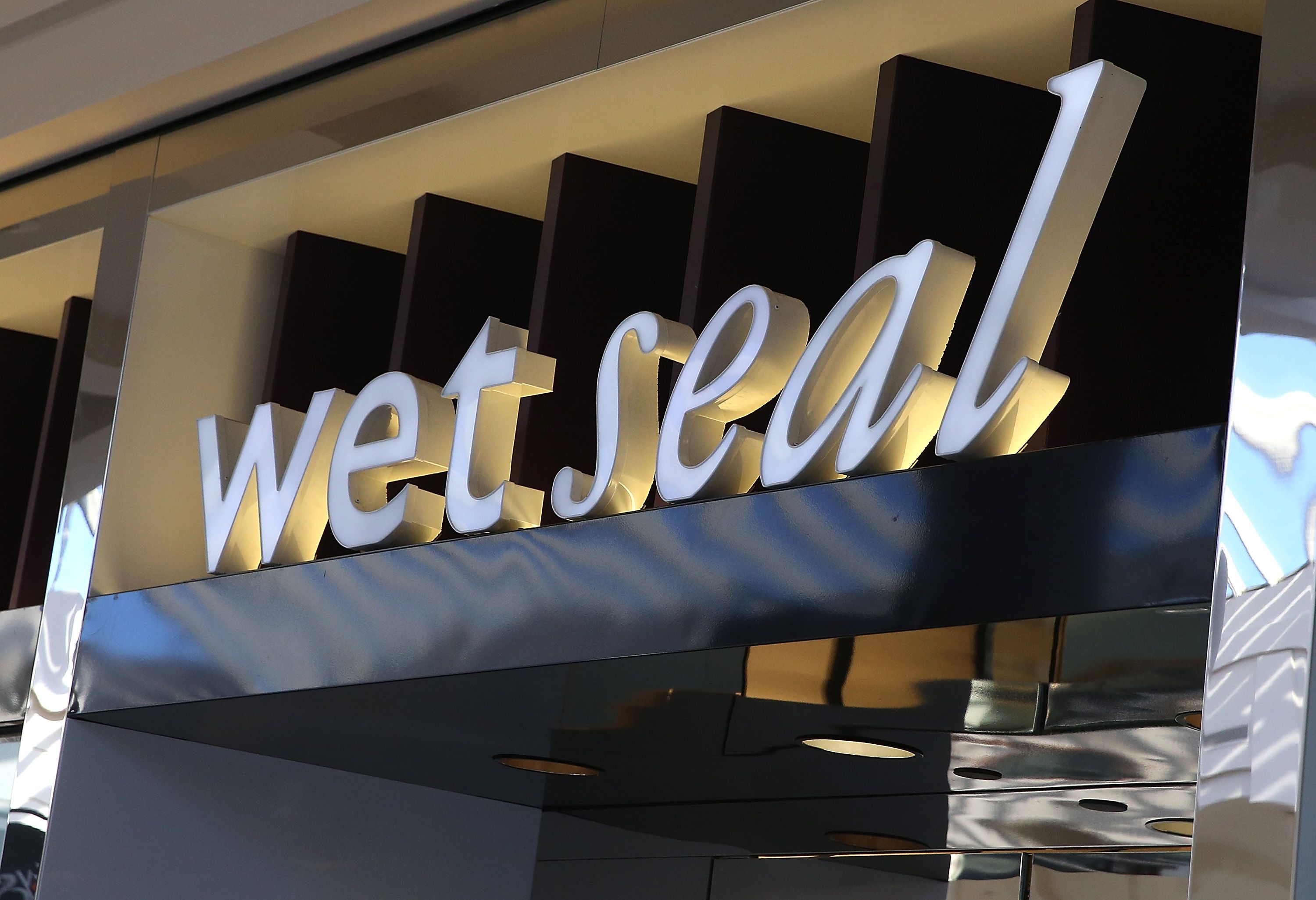 22 Things From Wet Seal You Definitely Owned at One Point in Your Life