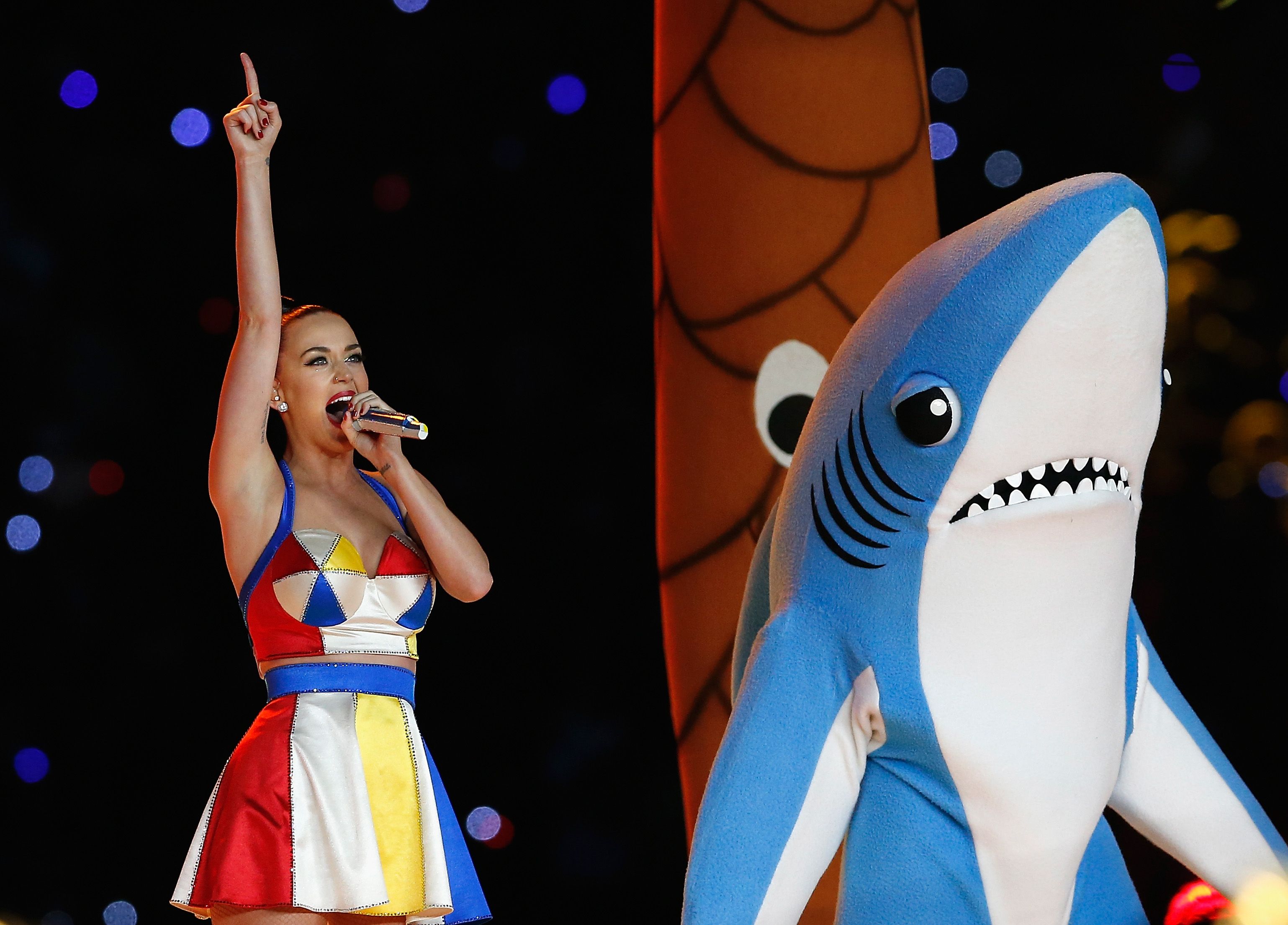 The 11 Most Memorable Super Bowl Halftime Shows, From Michael