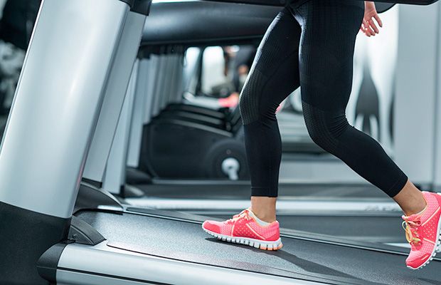 Walking on treadmill discount with ankle weights