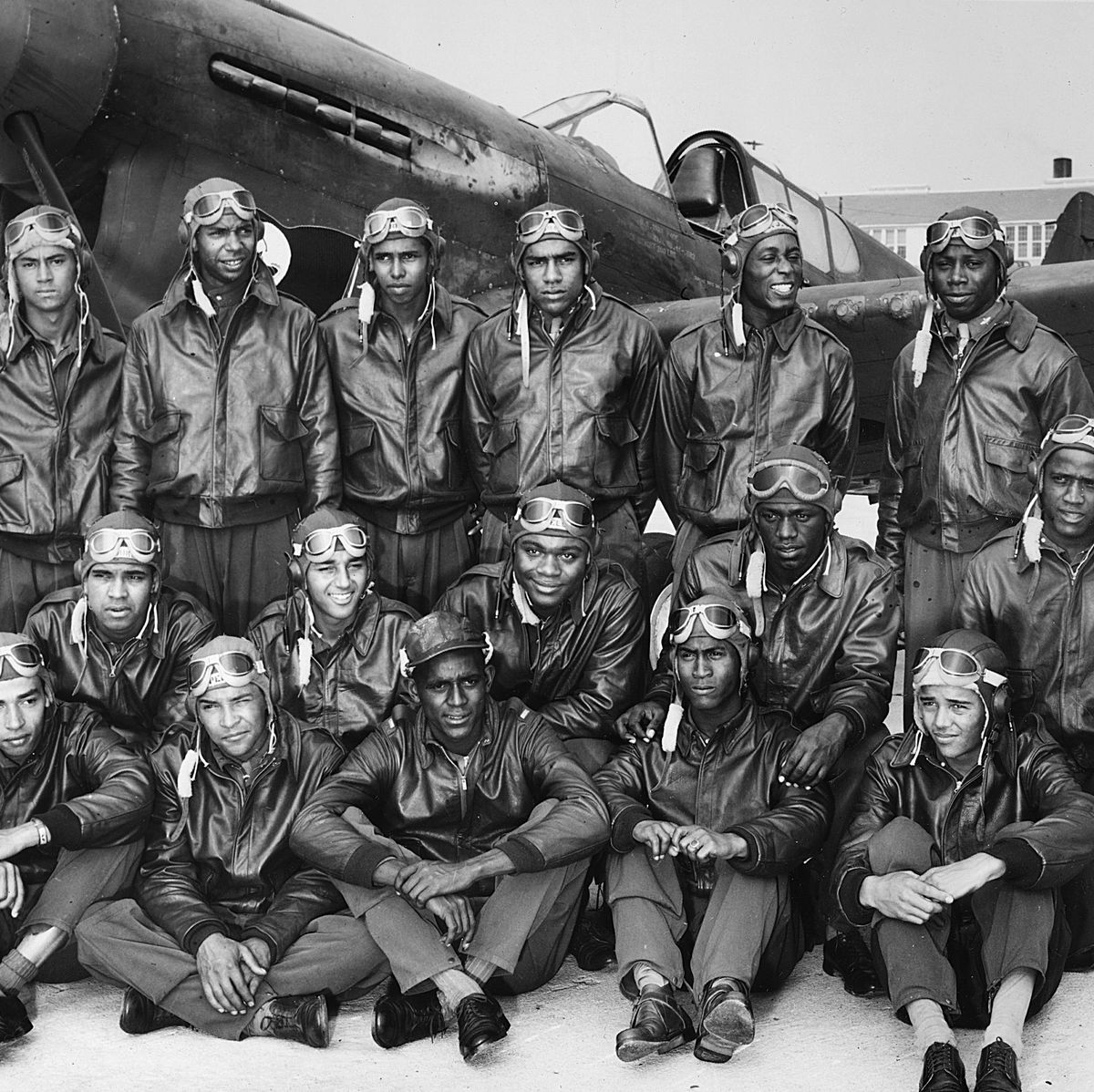 forstyrrelse gårdsplads Vejhus Tuskegee Airmen - Facts, History, Names, and Planes | Red Tails